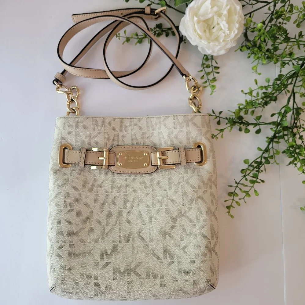 Michael Kors Messenger crossbody bag MK monogram cream/tan